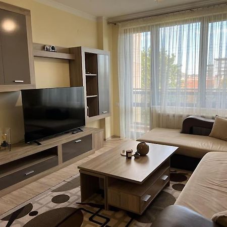 Cozy Apartment - Free Parking Plovdiv Exterior foto